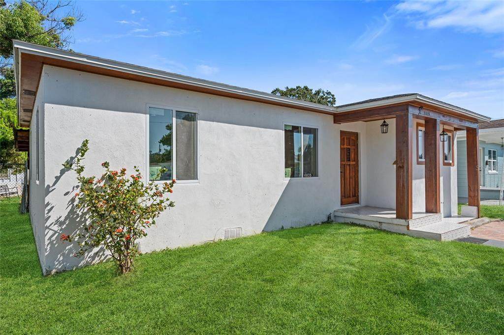 4635 22ND Avenue - Photo 1