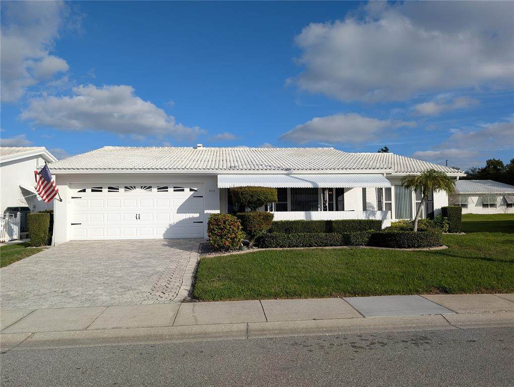 9025 40TH Way - Photo 1