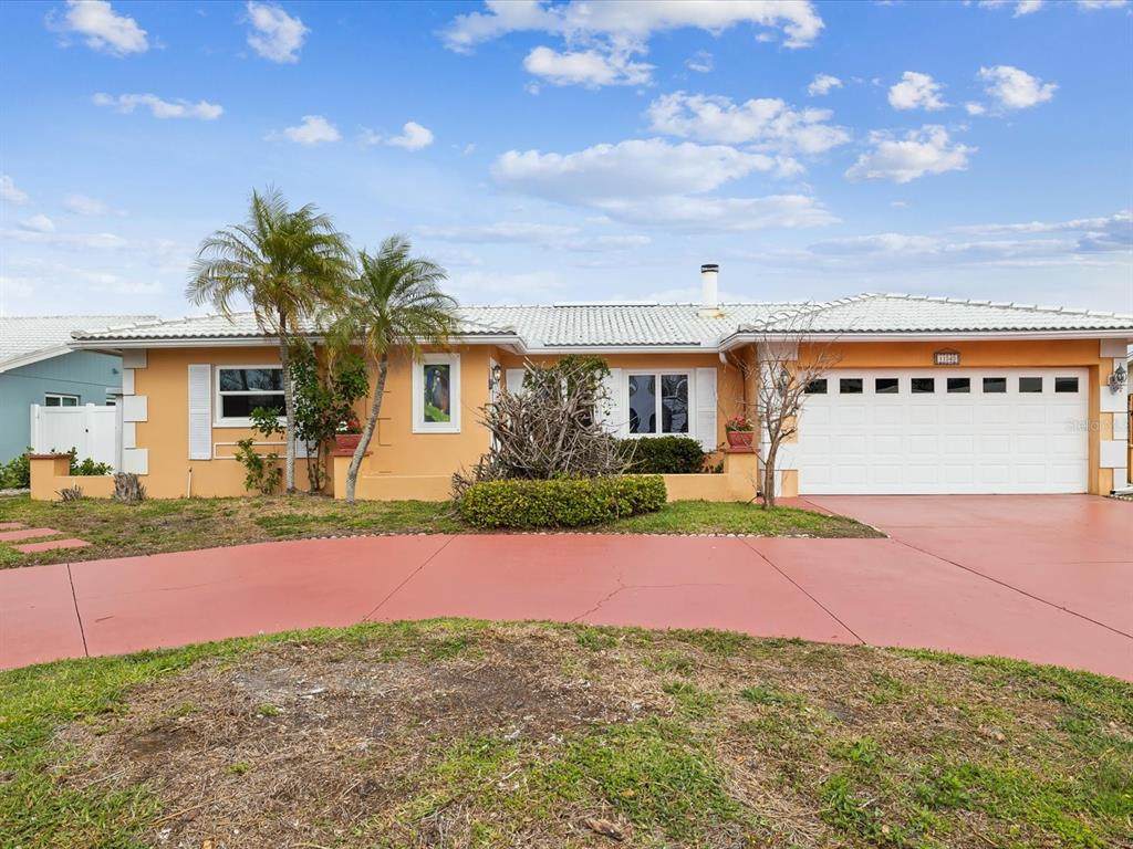 11549 48TH Avenue - Photo 1