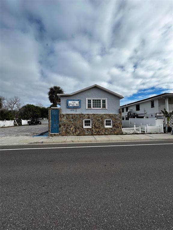 14715 Gulf Boulevard - Photo 1