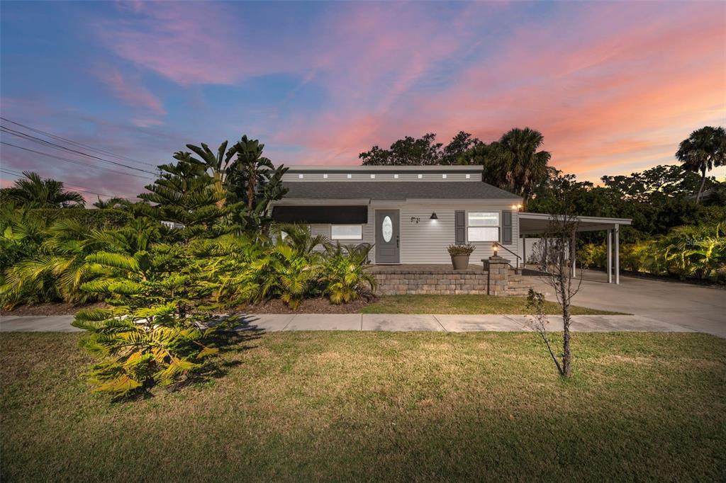 5731 28TH Avenue - Photo 1