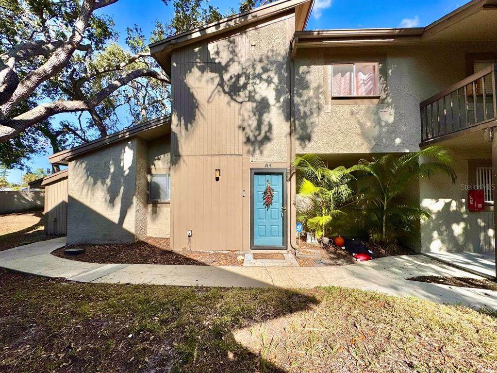 6345 Newtown Circle - Photo 1