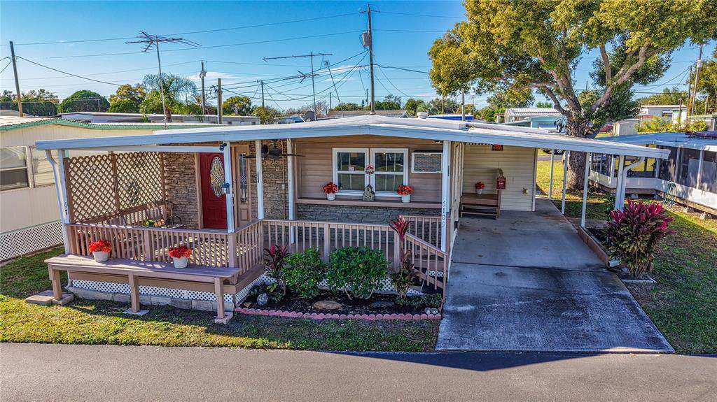 6109 Creston Street - Photo 1