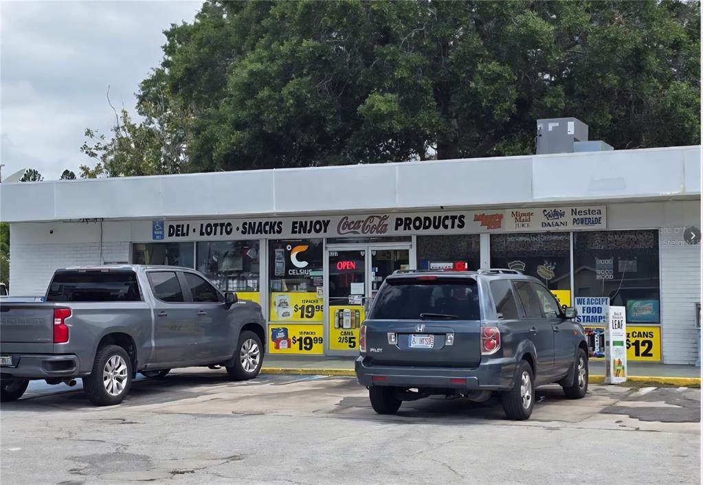 5227 Gulfport Boulevard - Photo 1