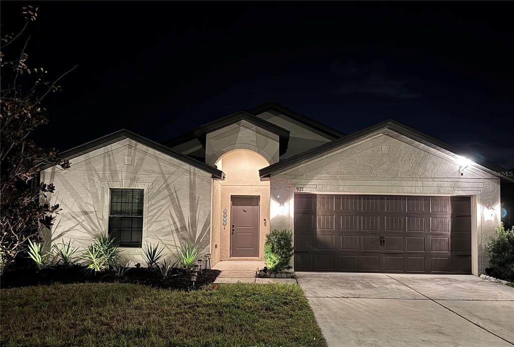 921 Wynnmere Walk Avenue - Photo 1