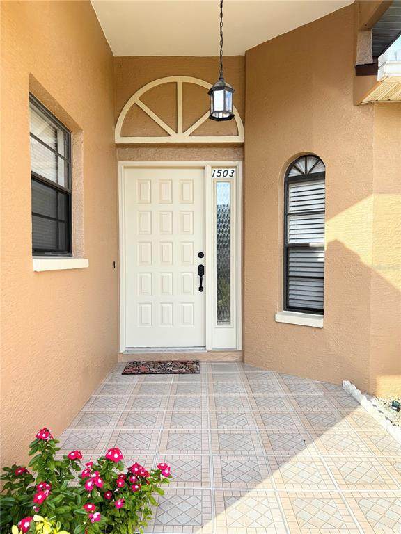 1503 Overland Drive - Photo 1