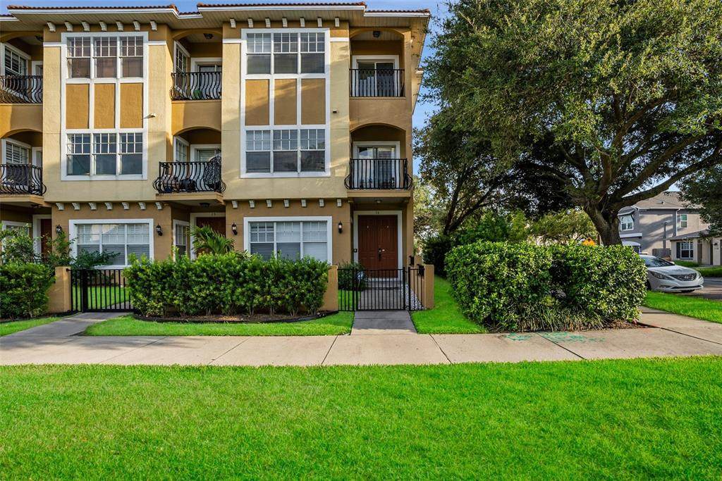111 Albany Avenue - Photo 1