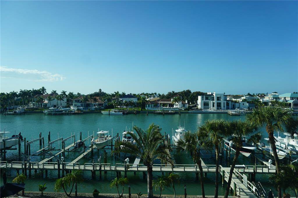 534 Pinellas Bayway - Photo 1