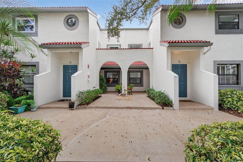 484 Santa Cruz Place - Photo 1