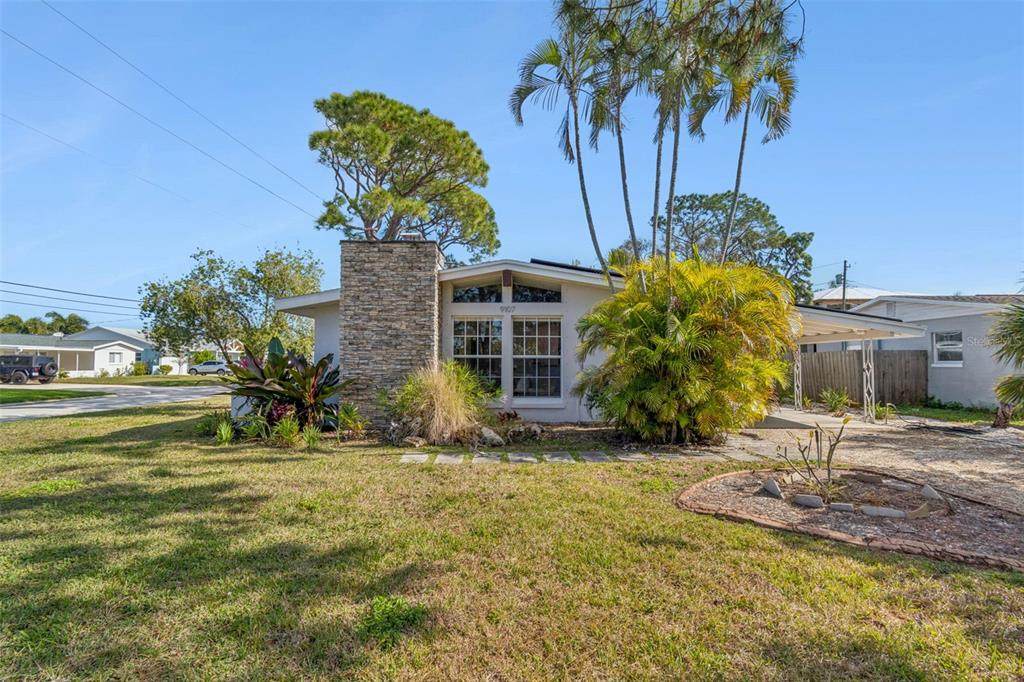 9107 Bay Street - Photo 1