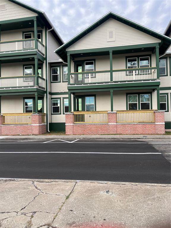 2104 Columbus Drive - Photo 1