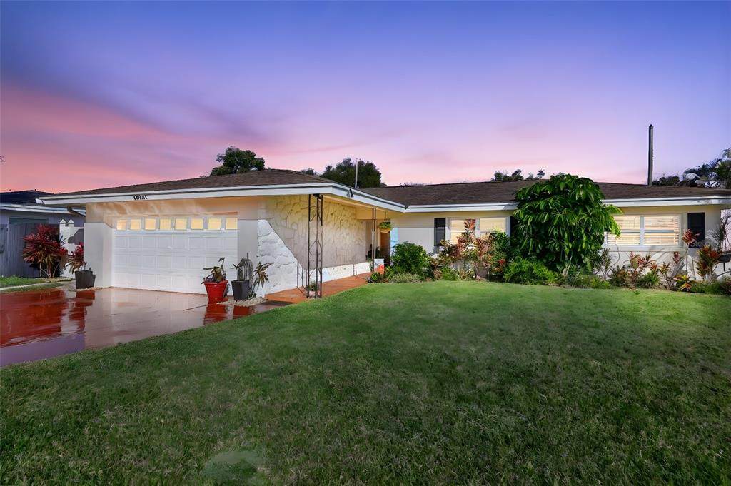 13931 Dominica Drive - Photo 1