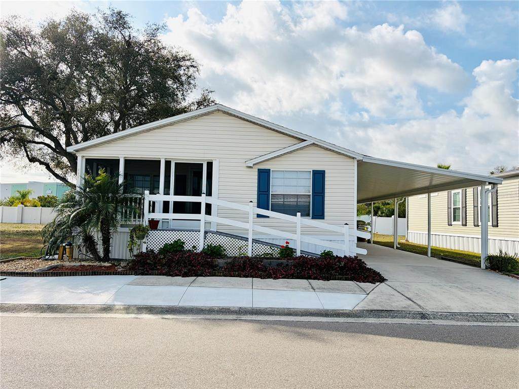 224 Port Royal Lane - Photo 1