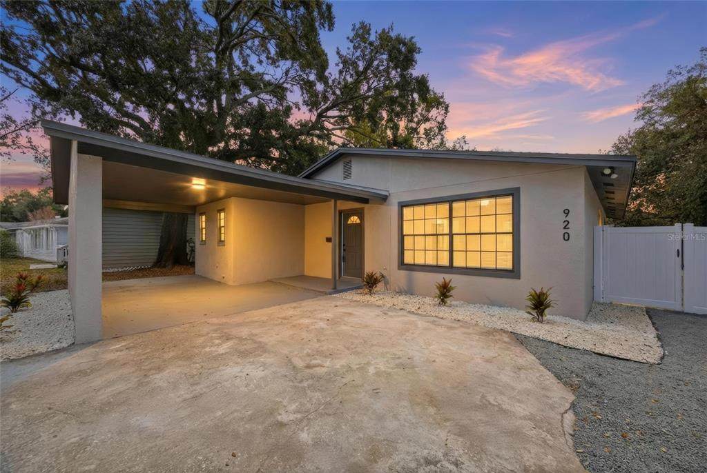 920 Candlewood Avenue - Photo 1