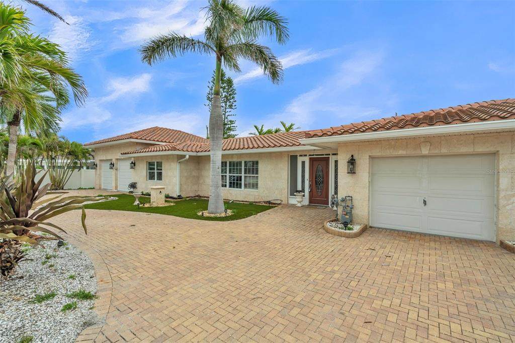 1031 Mandalay Avenue - Photo 1