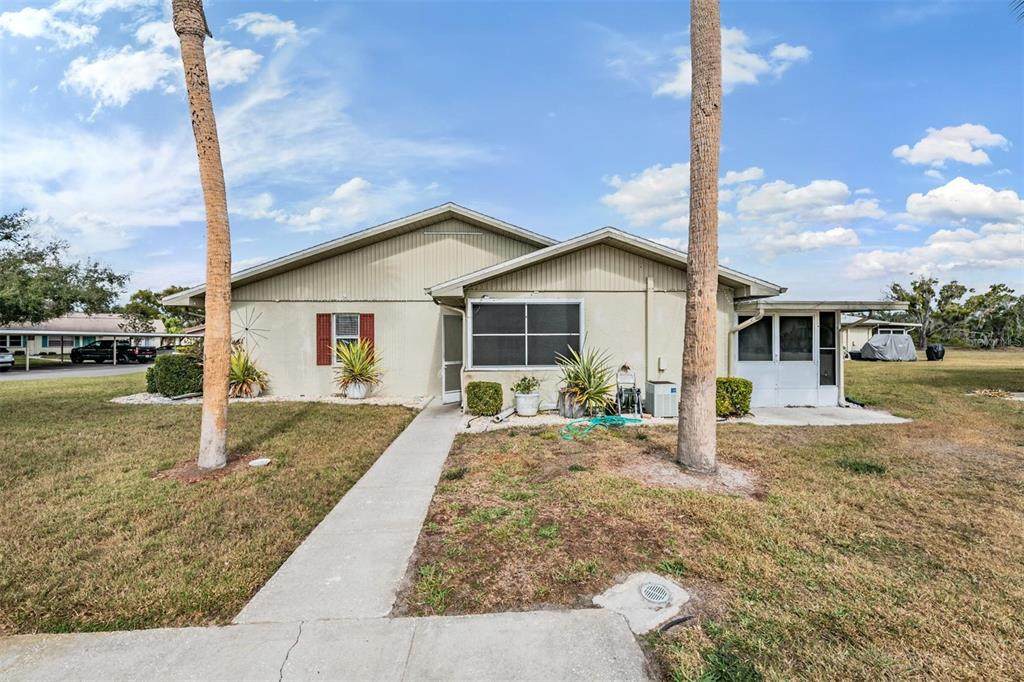 1905 Canterbury Lane - Photo 1