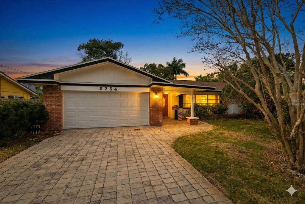 5254 Venetian Boulevard - Photo 1