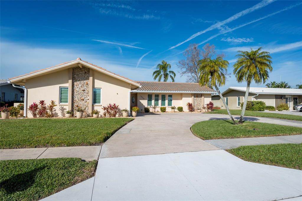 13797 Pinecrest Drive - Photo 1
