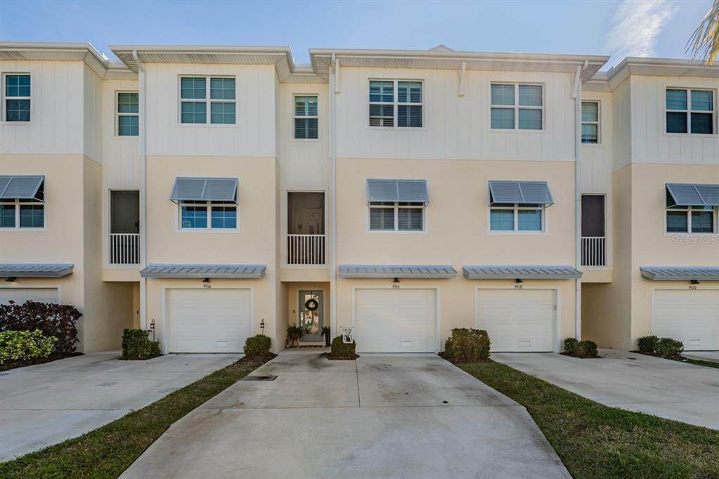 9916 Key Haven Road - Photo 1