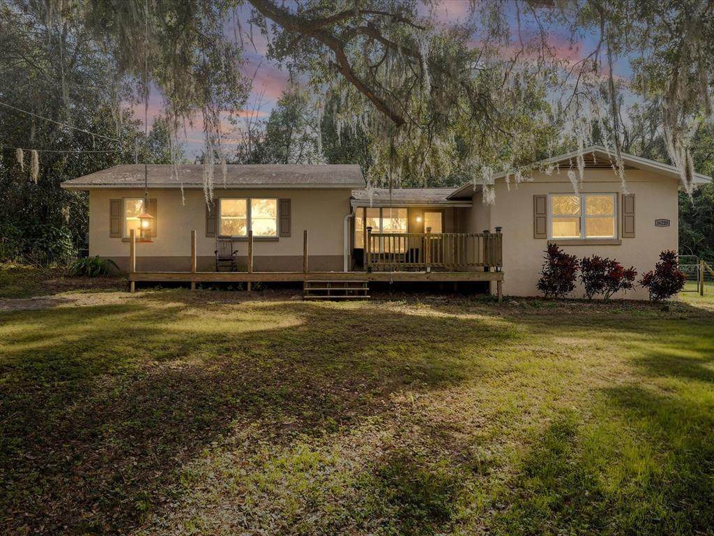 36228 Clinton Avenue - Photo 1