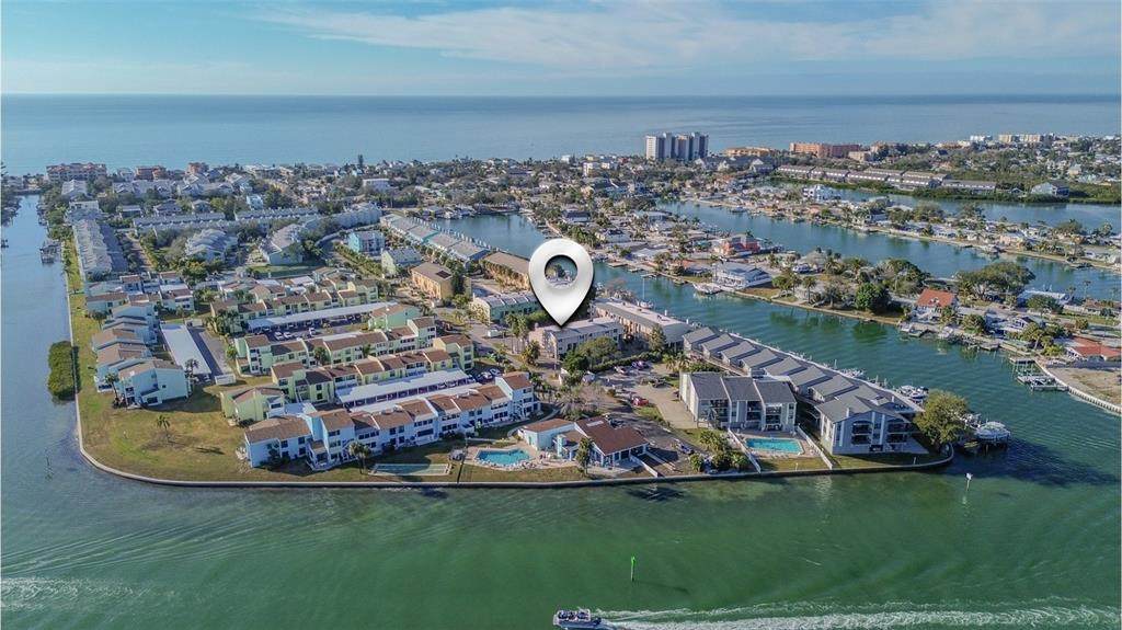 324 Windrush Boulevard - Photo 1