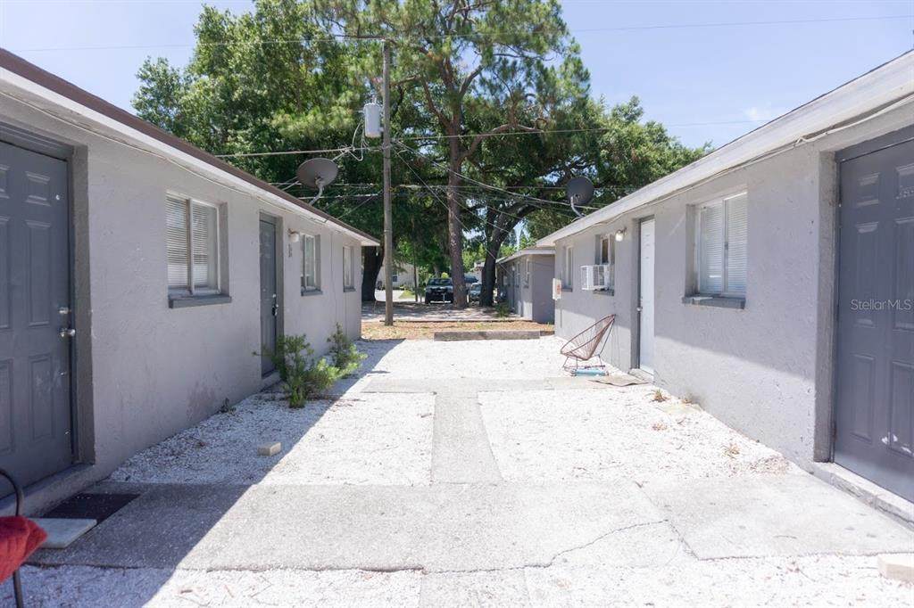 907 34TH Avenue - Photo 1