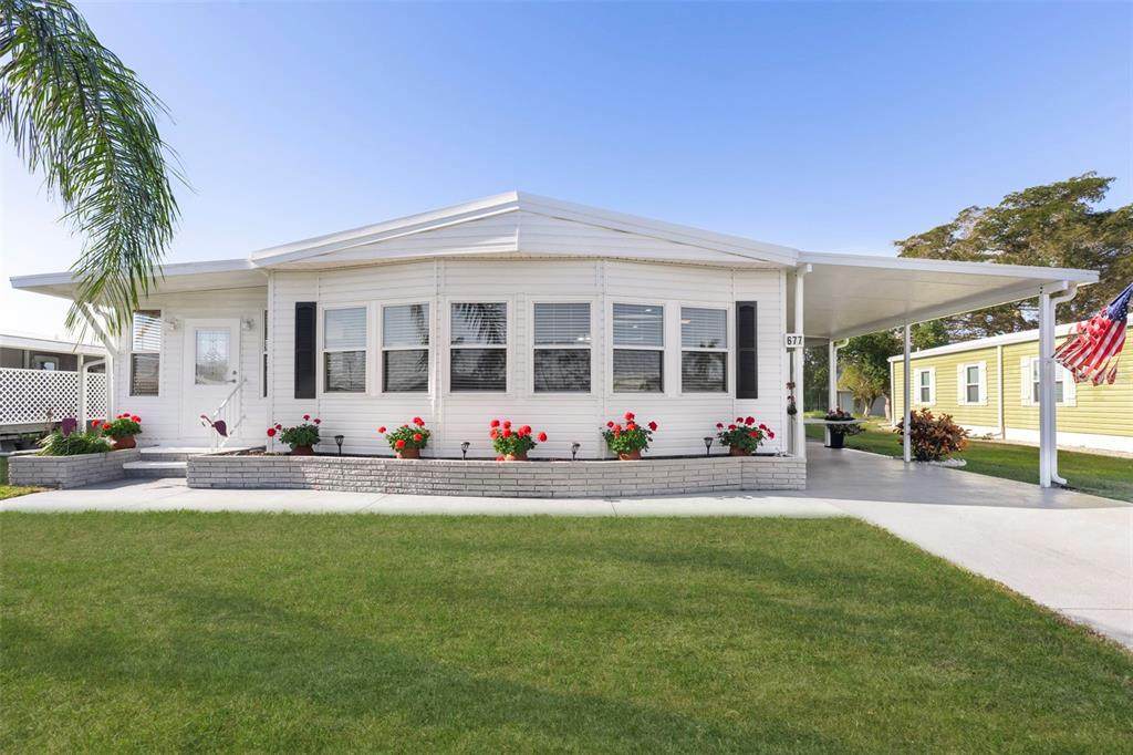 677 El Tango - Photo 1