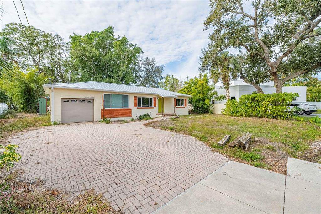 6213 Sanders Drive - Photo 1