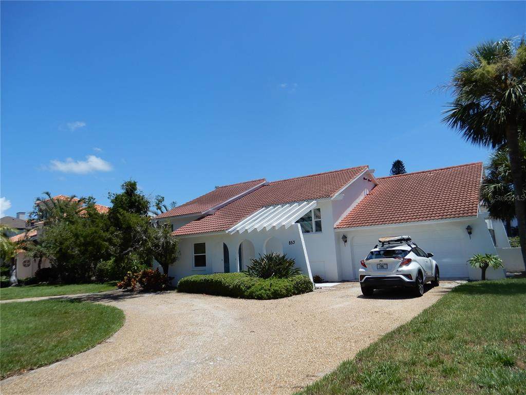 853 2ND Avenue - Photo 1