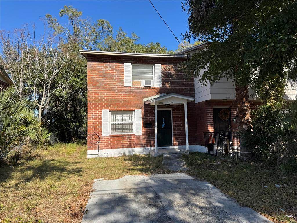 1131 Phelps Street - Photo 1