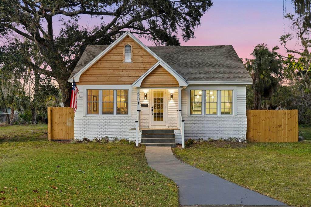 851 20TH Avenue - Photo 1