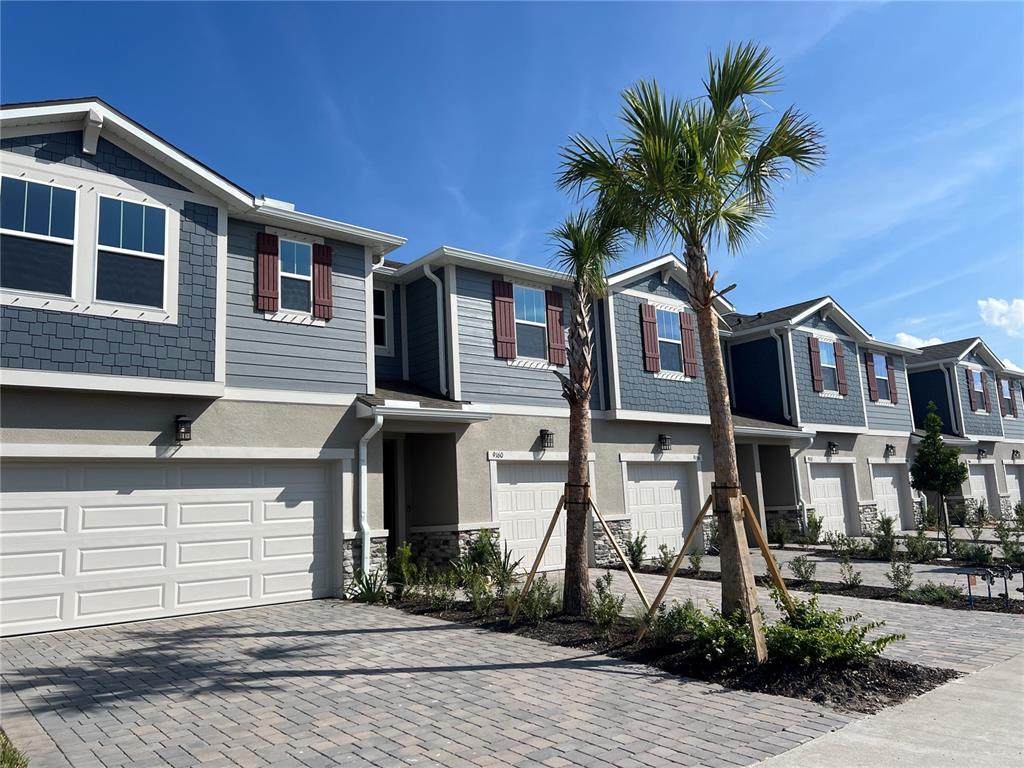 9140 Aurelia Avenue - Photo 1