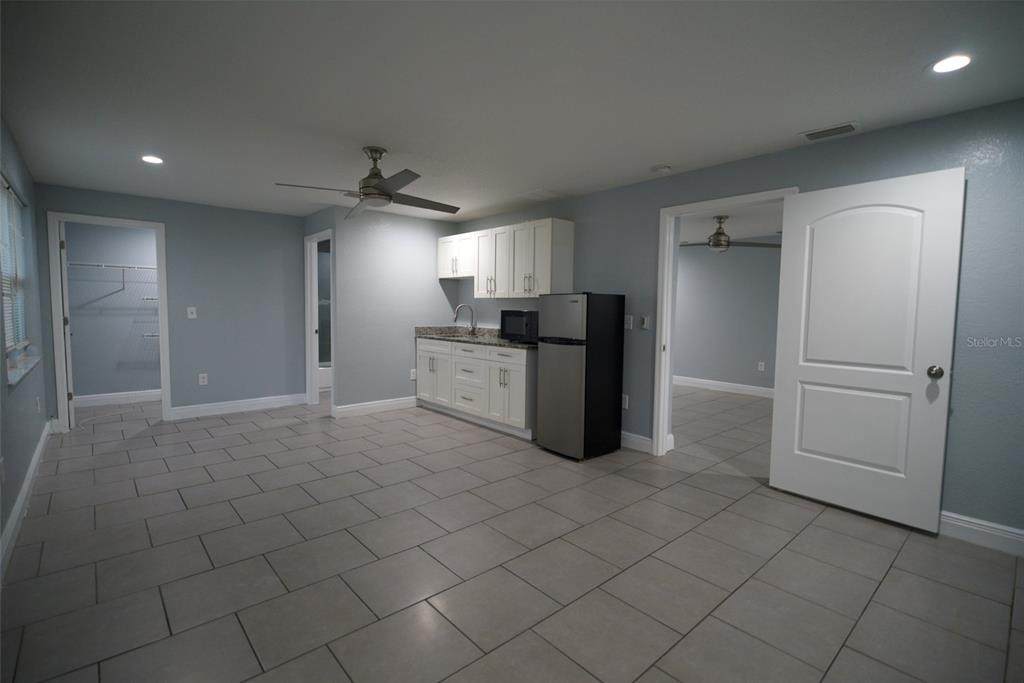 907 Humphrey Street - Photo 1