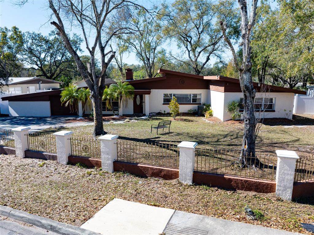 11608 Boulevard - Photo 1