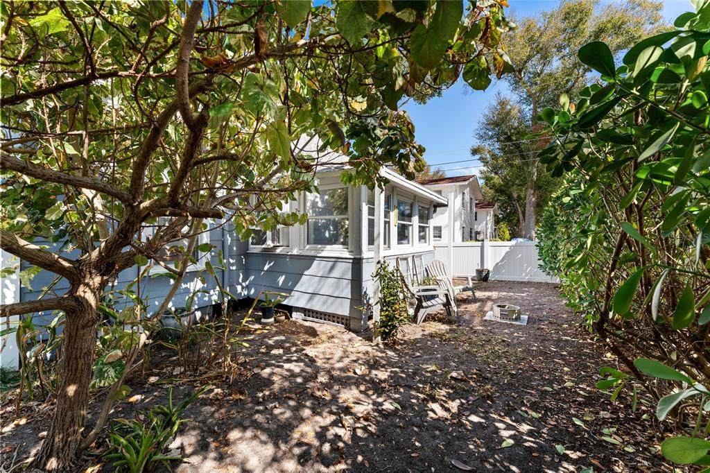 783 30TH Avenue - Photo 1