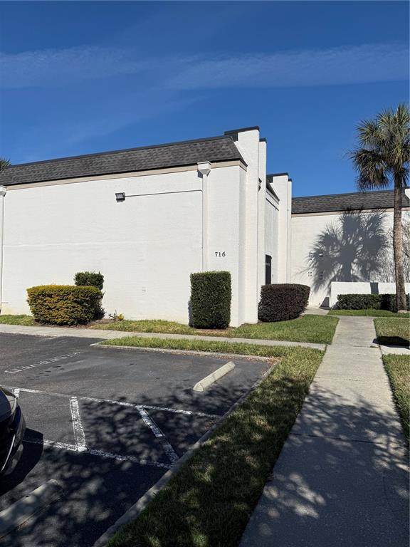 716 Oakgrove Drive - Photo 1