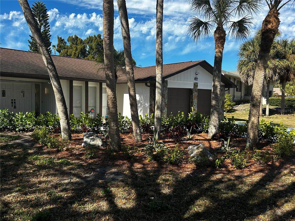 5507 Nimitz Road - Photo 1