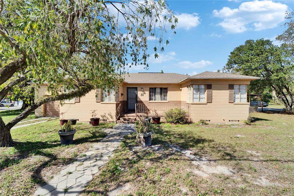 2606 Boulevard - Photo 1