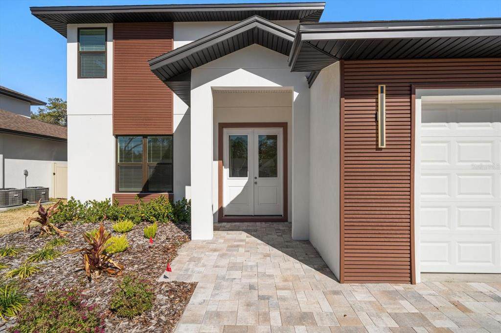 14723 Sunset Drive - Photo 1