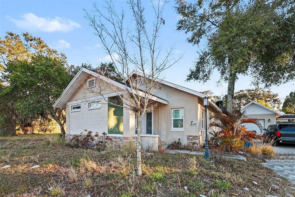 1054 State Road 60 - Photo 1