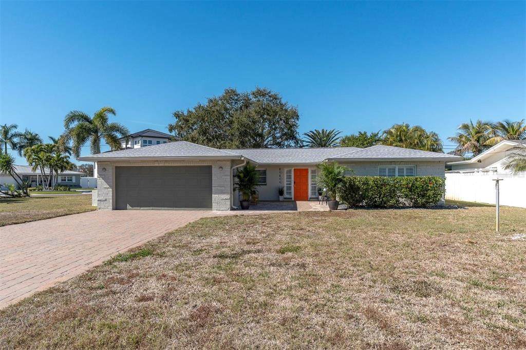 10100 Paradise Boulevard - Photo 1