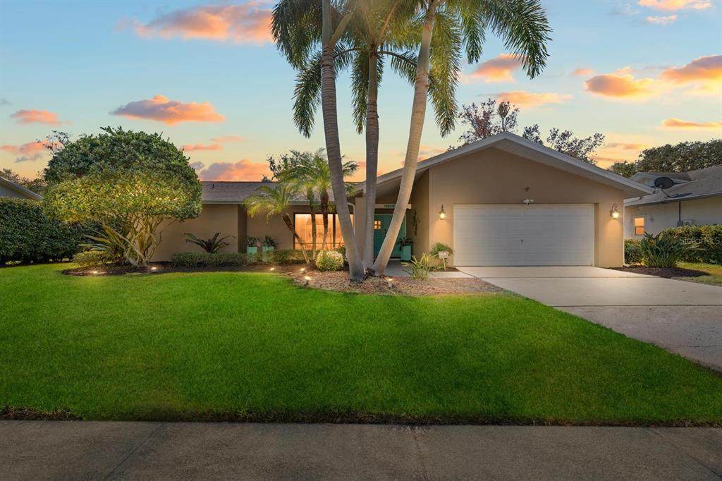 1812 Pine Hill Drive - Photo 1