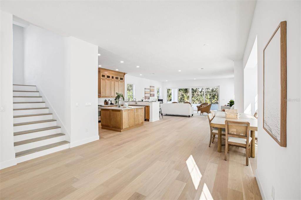 https://bt-photos.global.ssl.fastly.net/mfr/orig_boomver_1_TB8472653-2.jpg