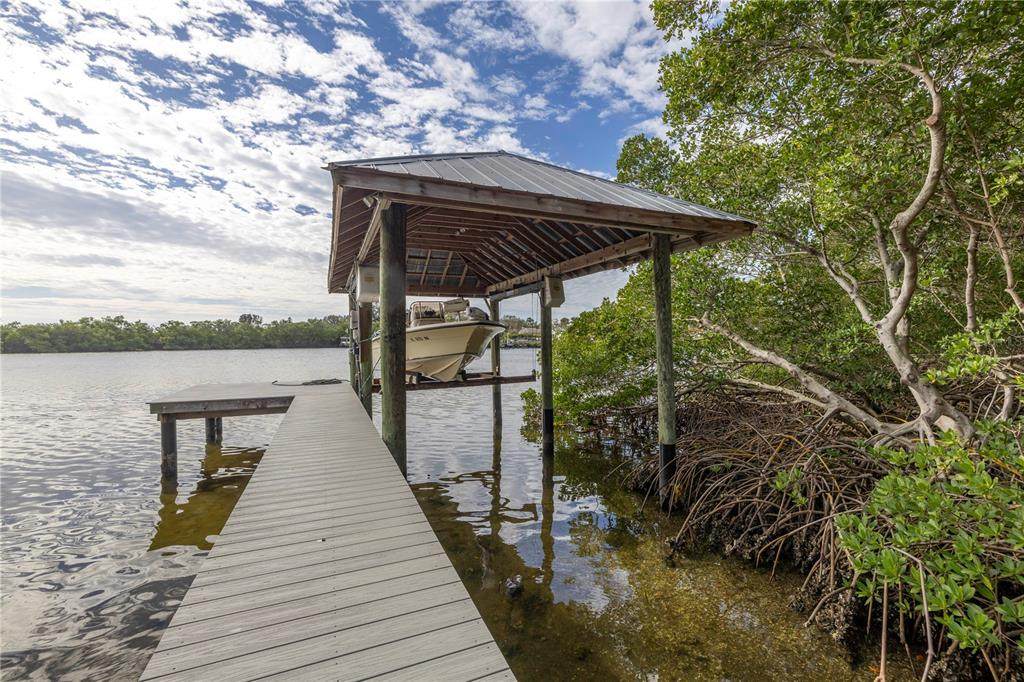 734 Weedon Drive - Photo 1