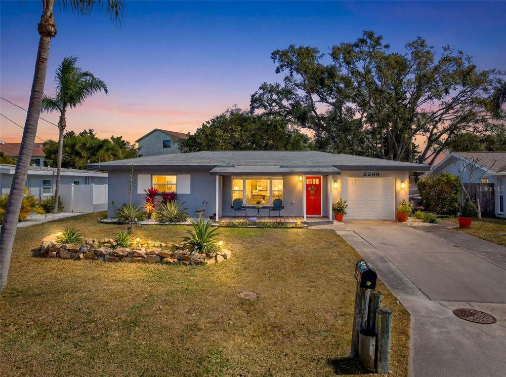 2269 Carolyn Drive - Photo 1