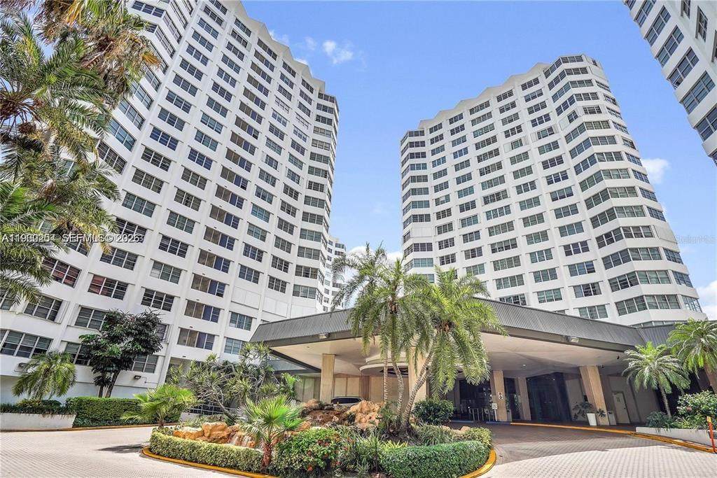 999 Brickell Bay Drive - Photo 1