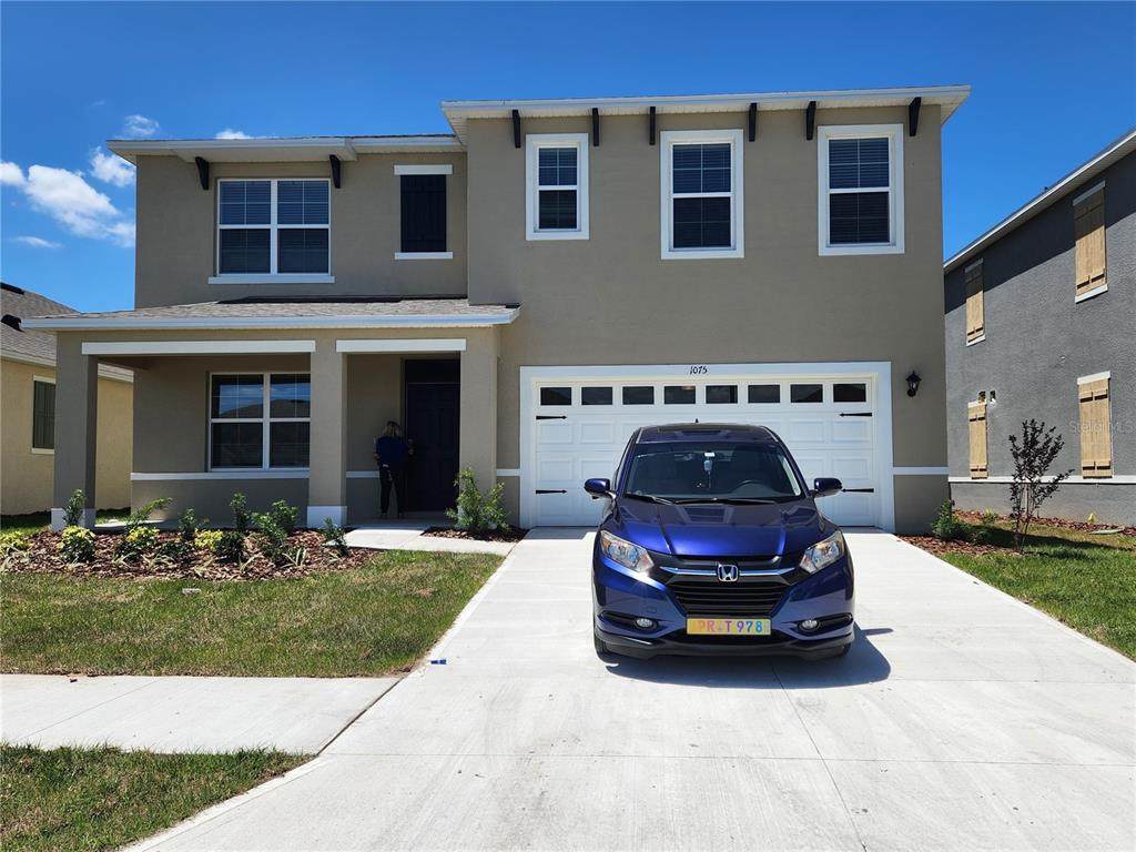 1075 Griffon Avenue - Photo 1