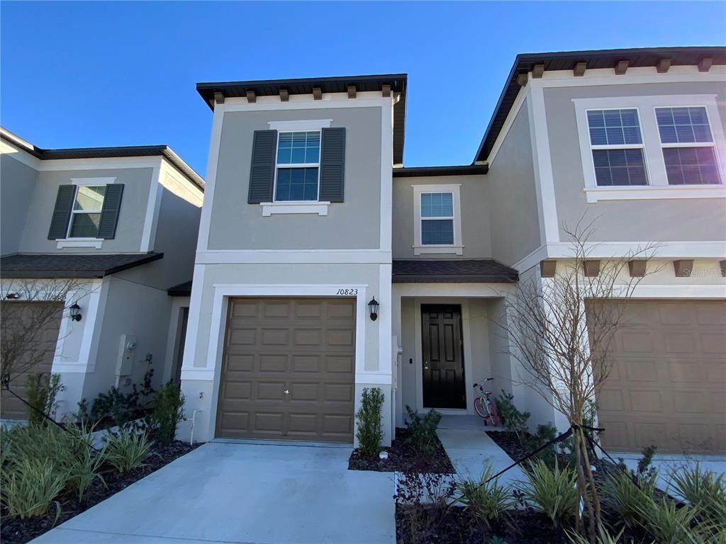 10823 Fort White Court - Photo 1