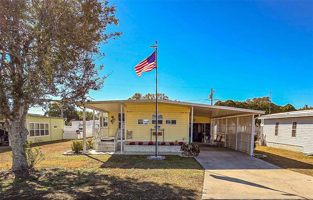 36946 Grace Avenue - Photo 1