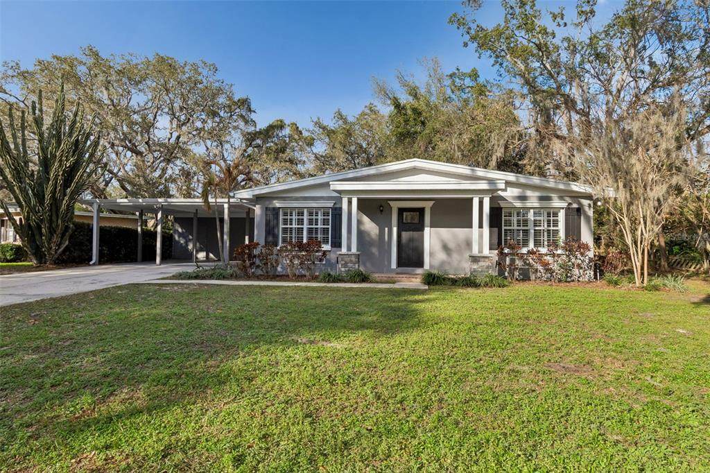 308 Brentwood Drive - Photo 1